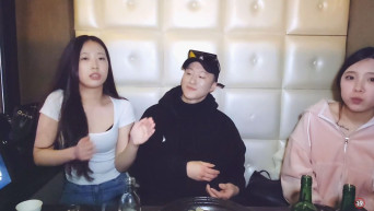 스무살 틱토커녀 2명_헌팅 [물빨]