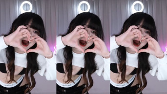 트위치 스트리머 시루다냥 (시루) 팬방 (얼공+거유+슬랜더)