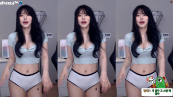 BJ 파닥 하체 드러나는 레전드 의상