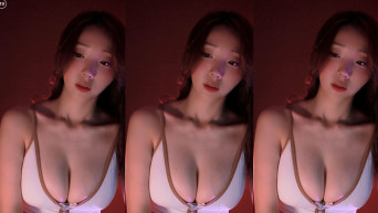 유니나♥ 츄파츕스 리액션