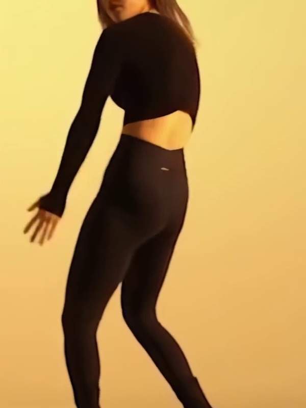 Spotted me shaking my booty in these high heels and slutty black top, haven’t you? Ready for a hot KpopFap dance off? – @hotdance’s Sex Reel On koreanbj.club – TikTok Porn & Shorts