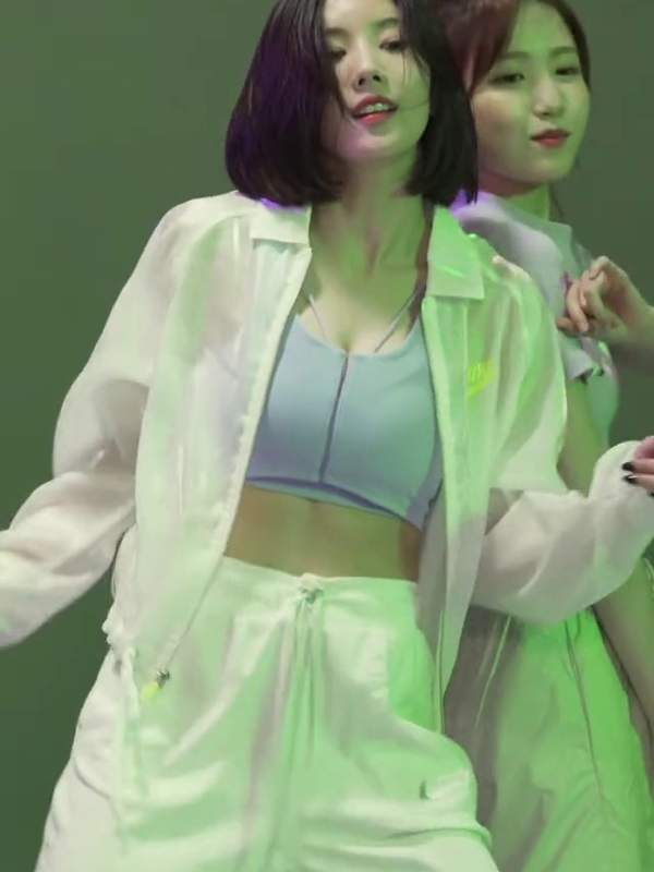 Tag-teamed by two sultry Asian vixens in tight white outfits. 🍆😏 Pierce me with your KpopFap fantasy, daddy. – @dancingqueen’s Sex Reel On koreanbj.club – TikTok Porn & Shorts