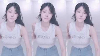 Ria리아_tmdgus5411_25.08.23 청순미모_핫팬.크롭리액션